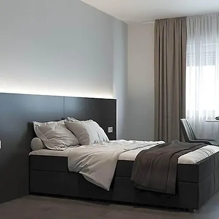 Aparthotel The Residences - Frankfurt 4*