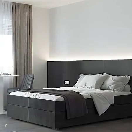 Aparthotel The Residences - Frankfurt 4*